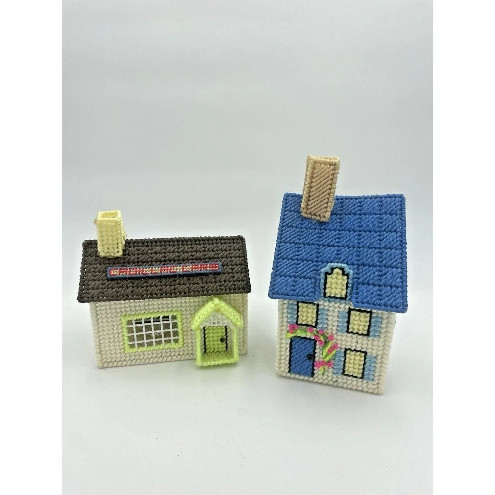 Vtg 70s Yarn Needlepoint Completed Car Dealership &Cottage House Plastic Canvas